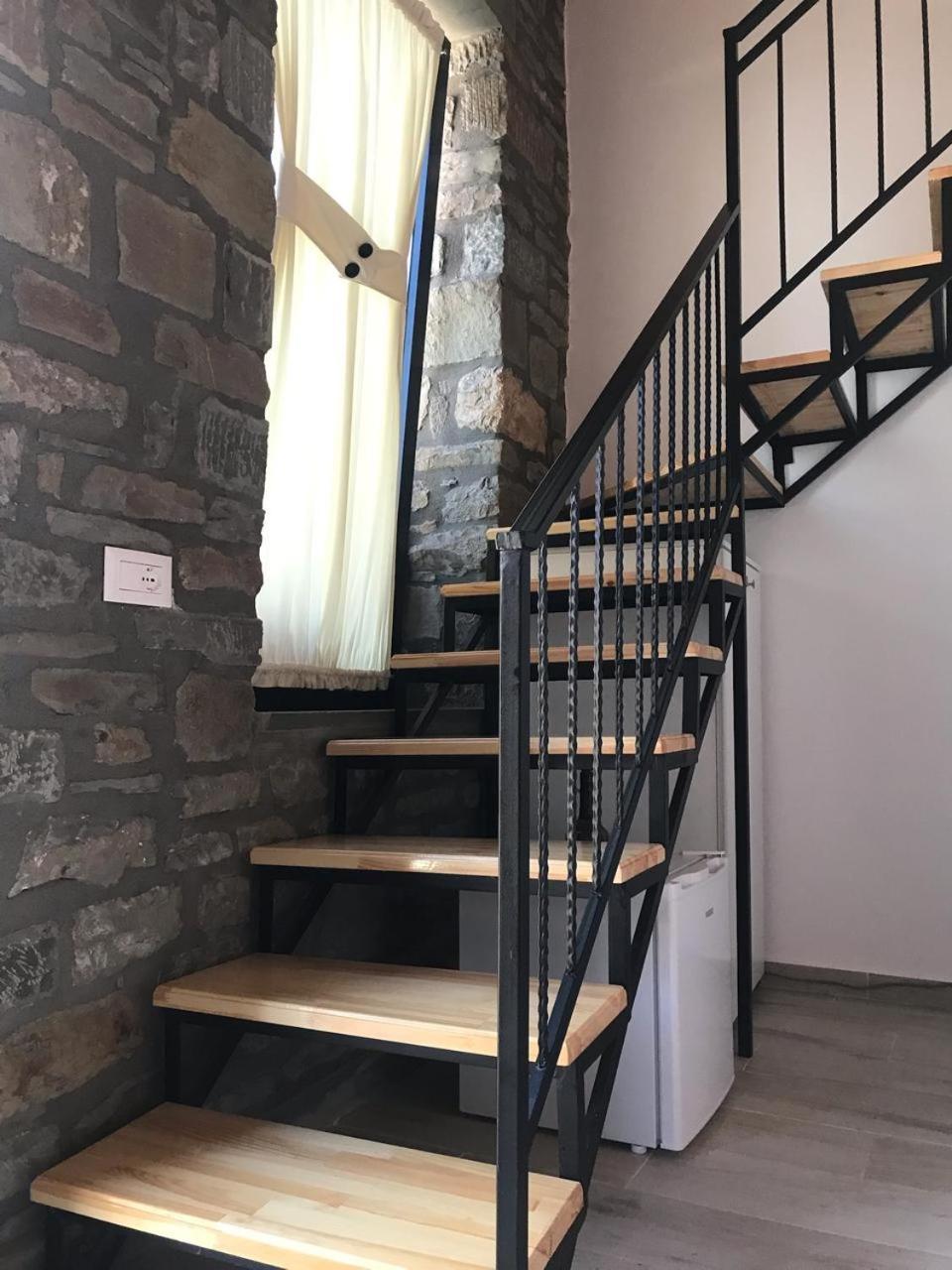 Gogo Moustache Guest House Përmet Dış mekan fotoğraf